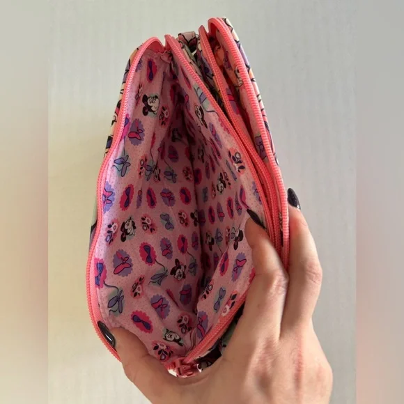 Disney Minnie Mouse Garden Party Triple Compartment Crossbody Bag - Picture 4 of 7